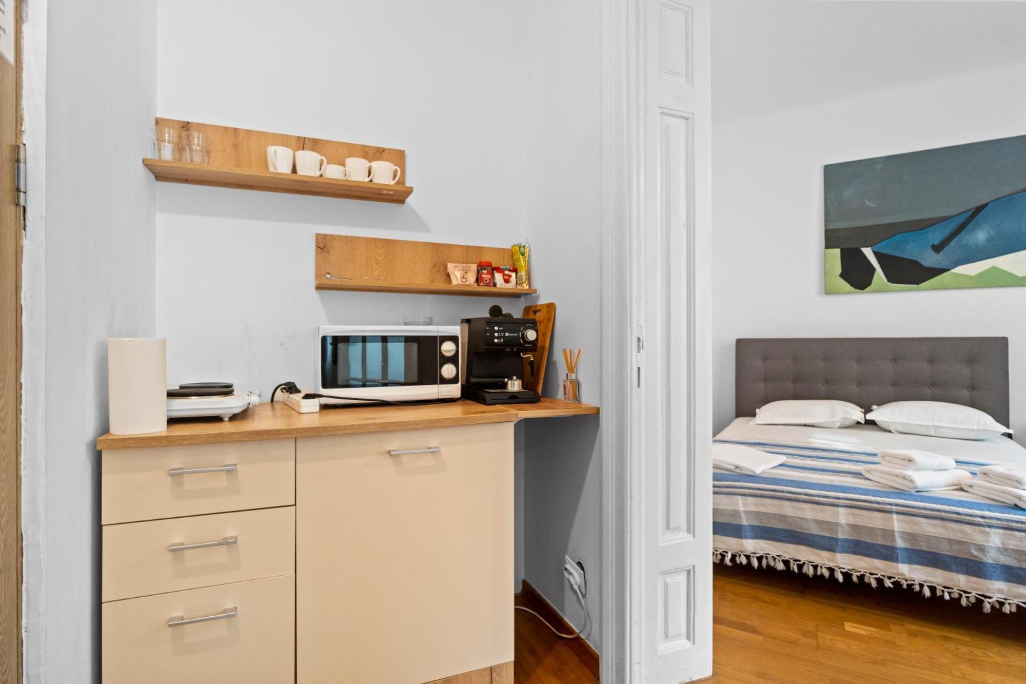 Golden Residences - & Penthouse In Old Town Apartment
