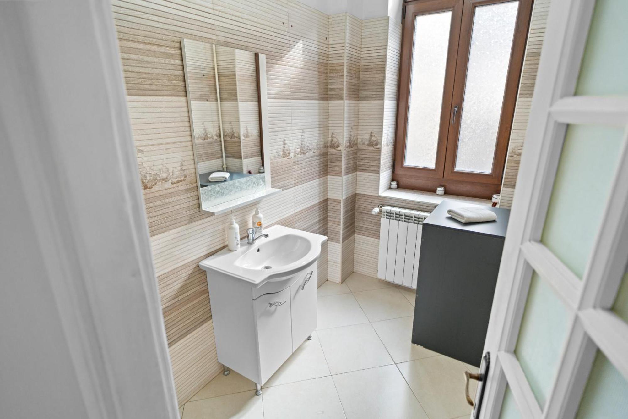 Golden Residences - & Penthouse In Old Town Apartment Bucharest