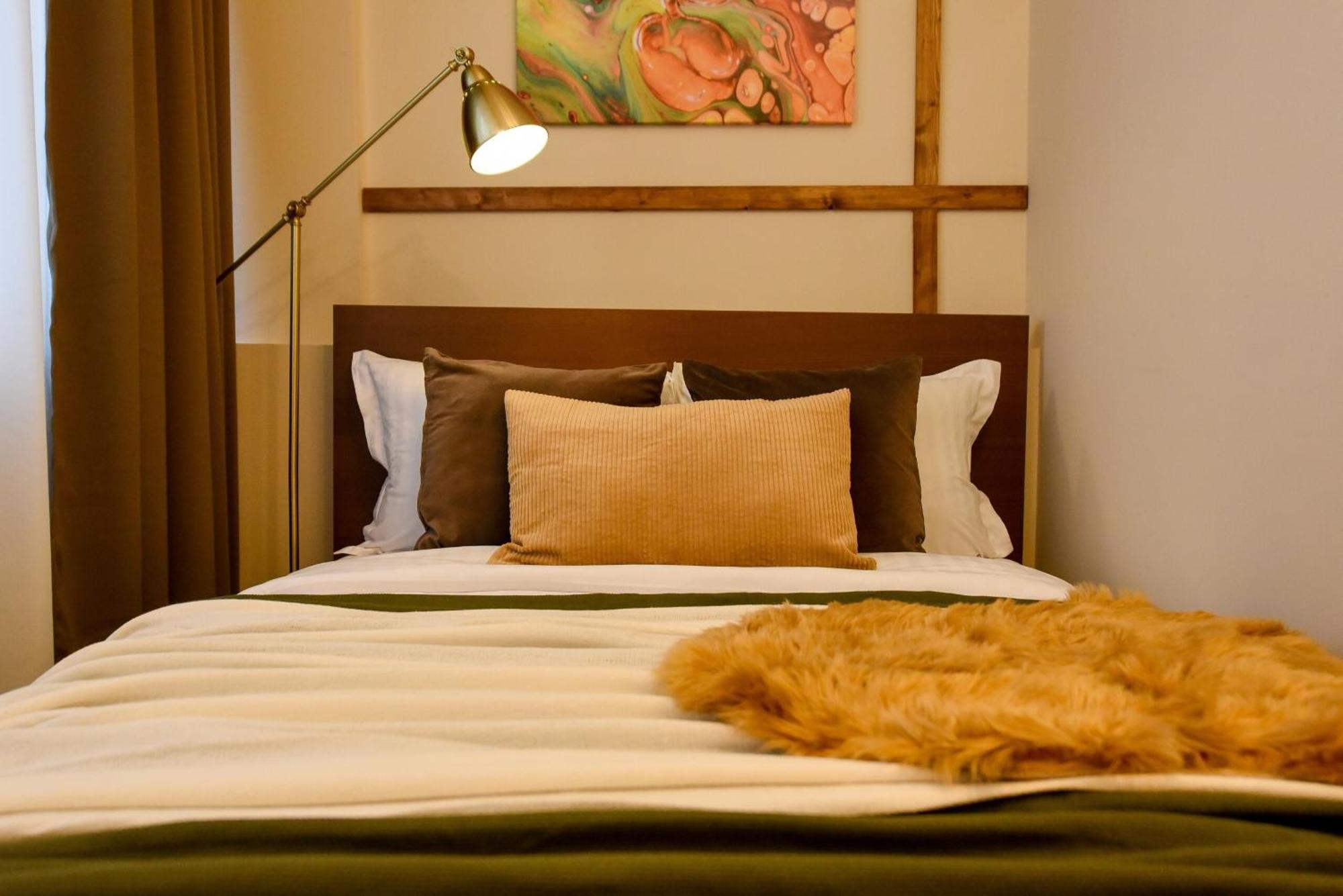 Elegant On Magheru Boulevard - The Art Of Living Simply Apartment Bucharest