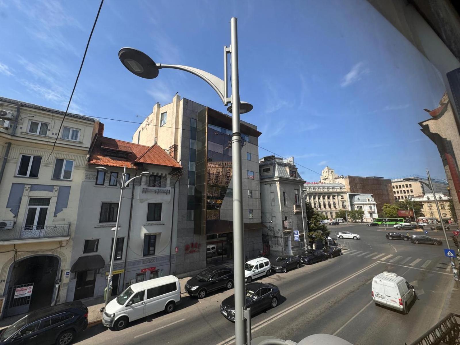 Harry Piata Romana Bucharest