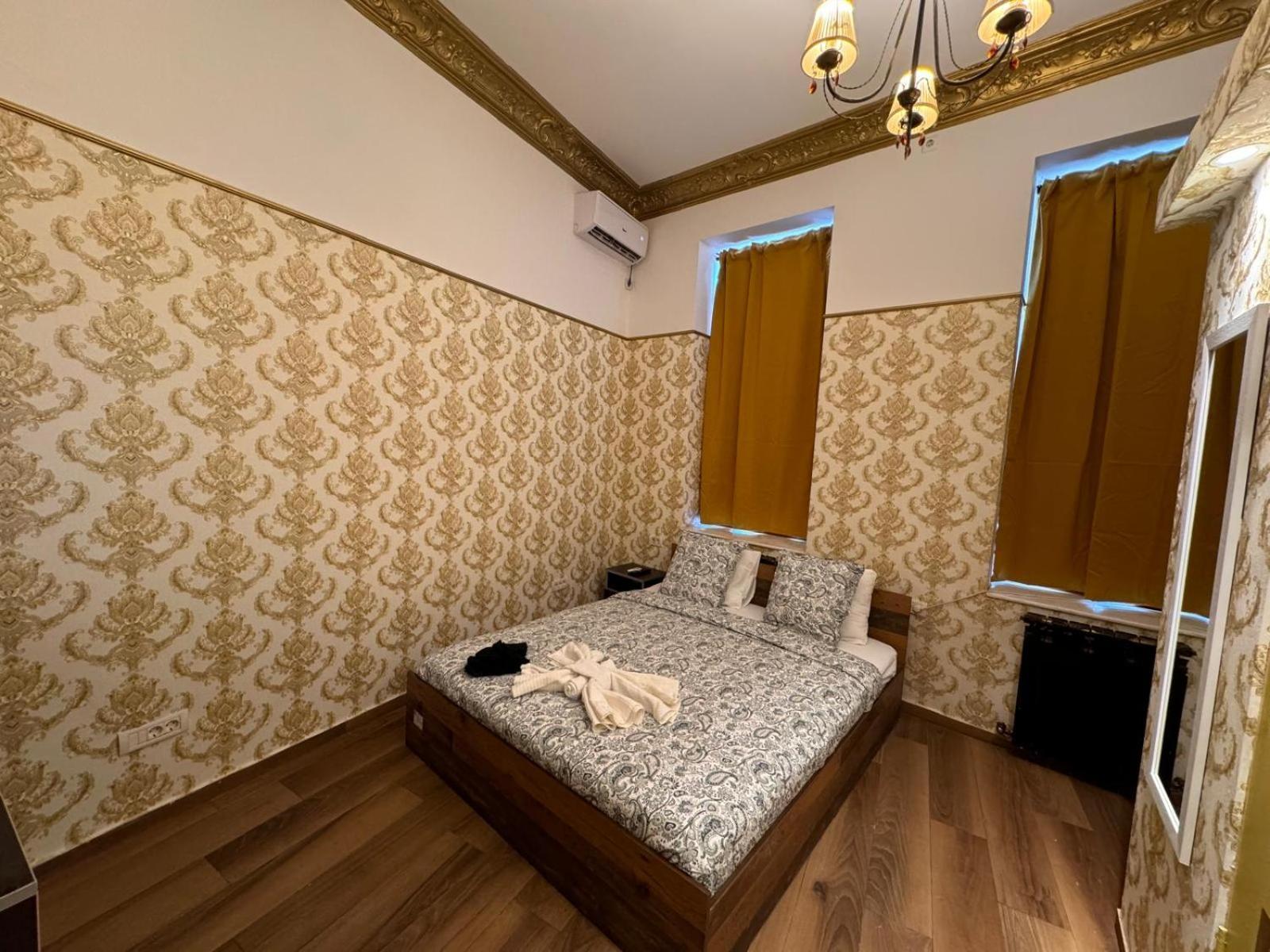 Harry Piata Romana Hotel Bucharest