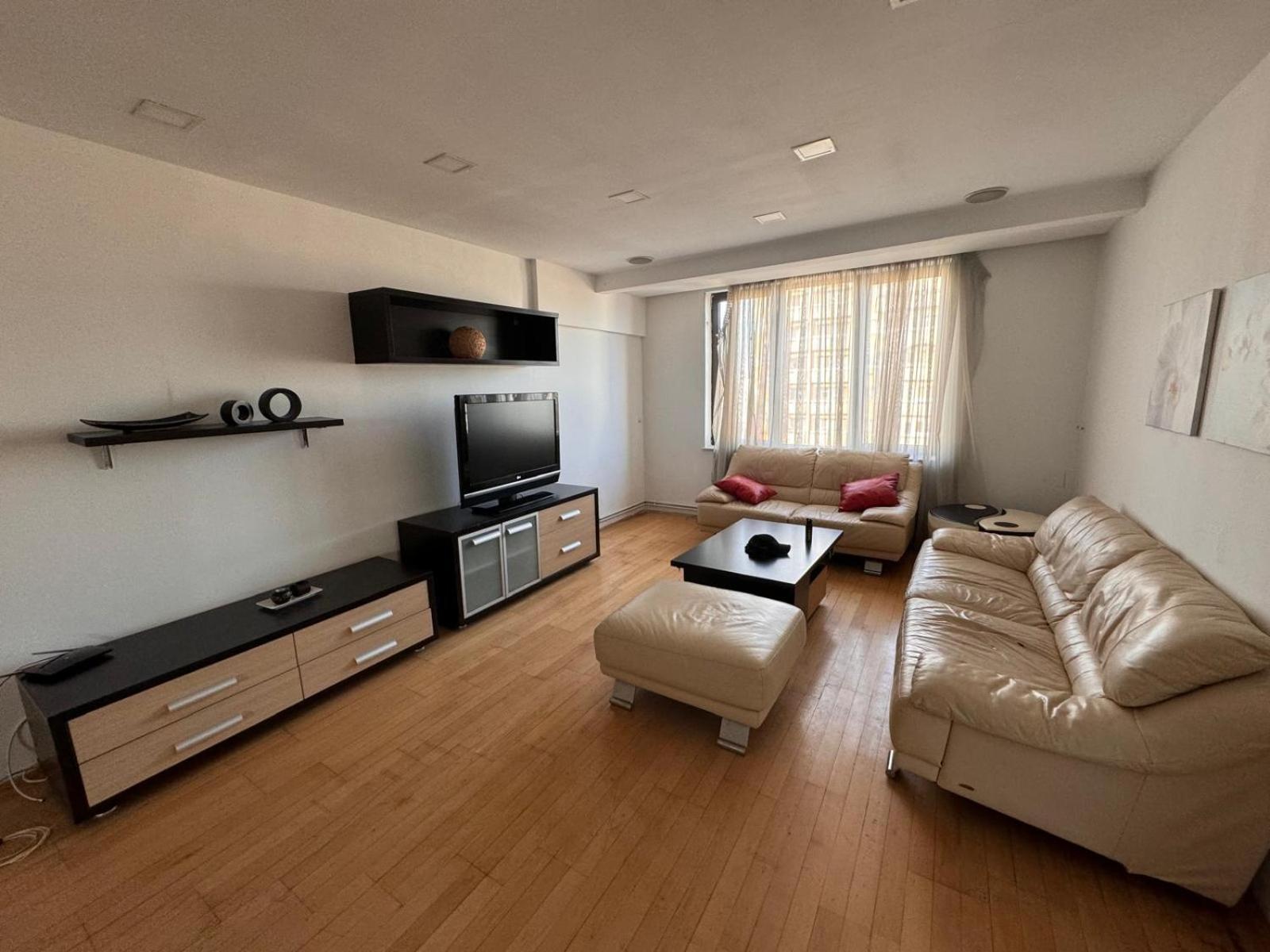 Apartamento Penthouse Above The Center