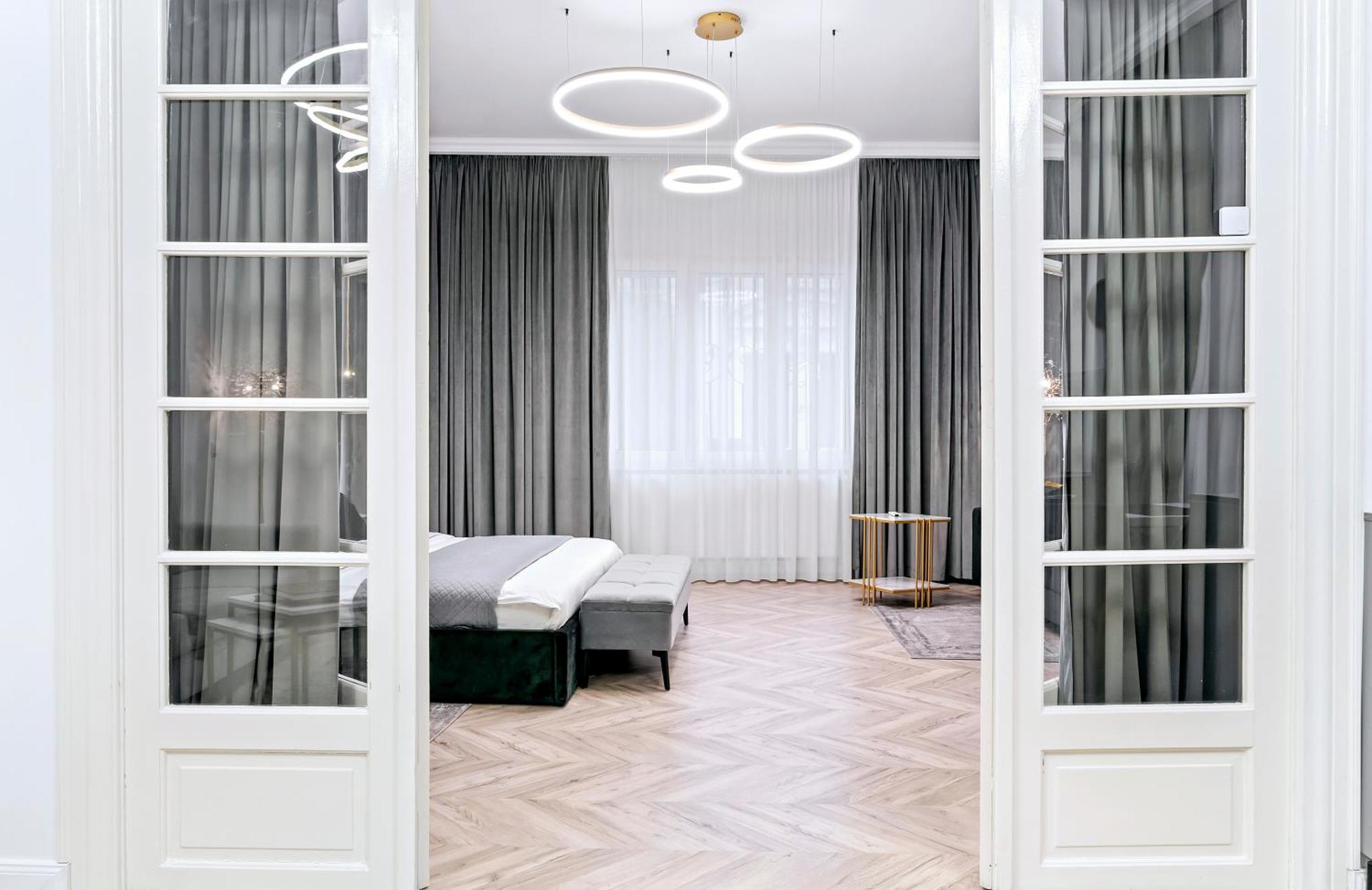 Pousada Garden High Ceilings Free Parking Bucareste