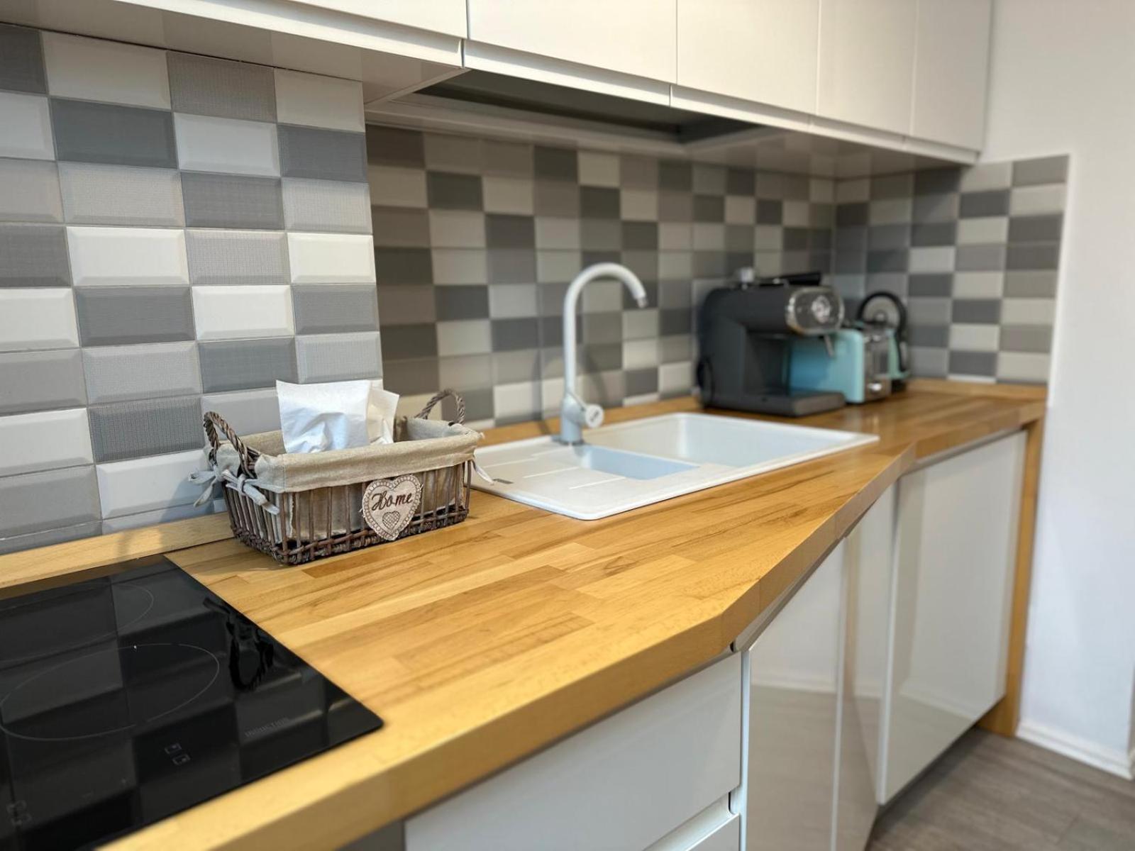 Apartment 2rooms Universitate-old Town *