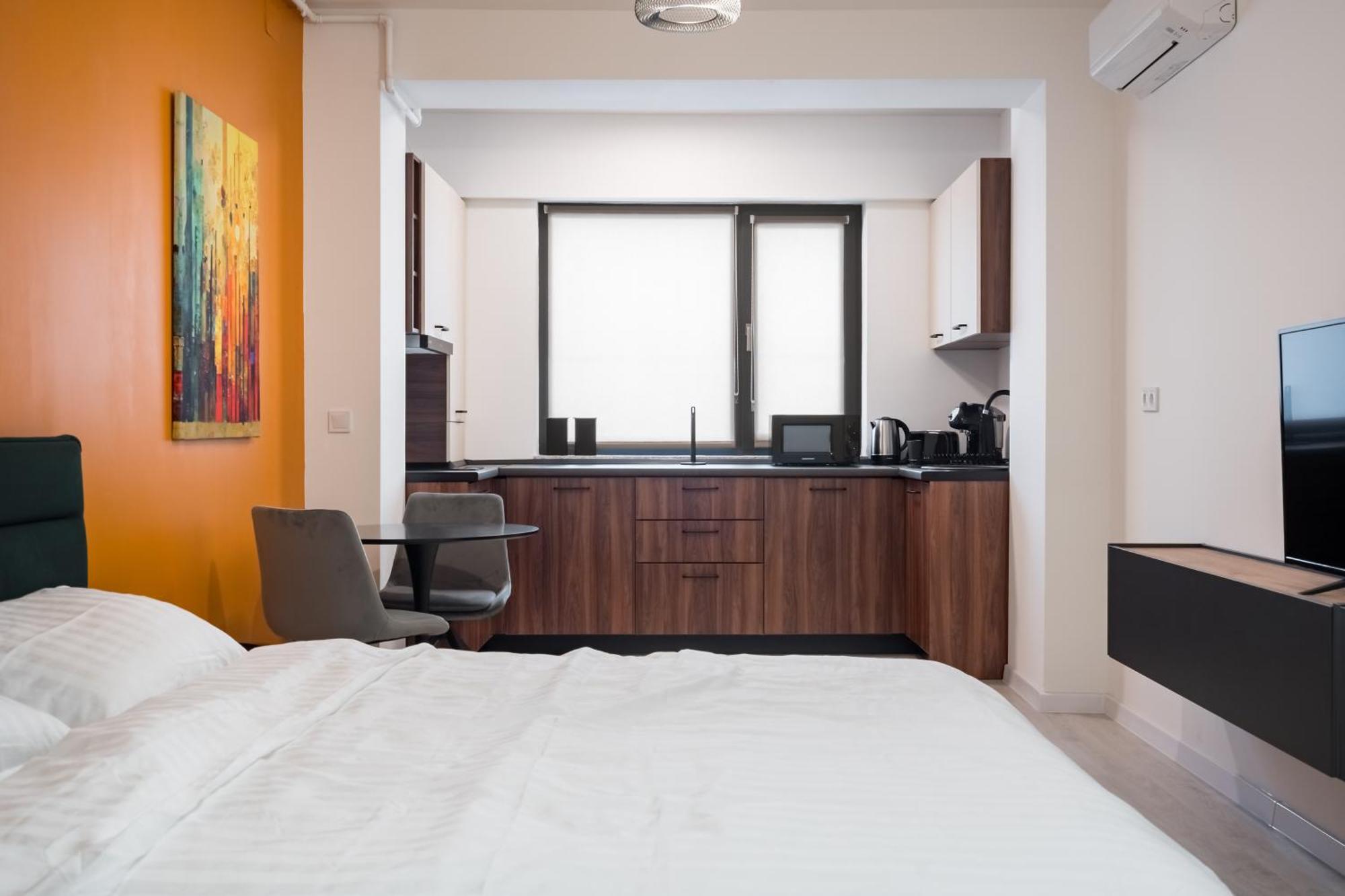 Apartment Ivory Concept 65b