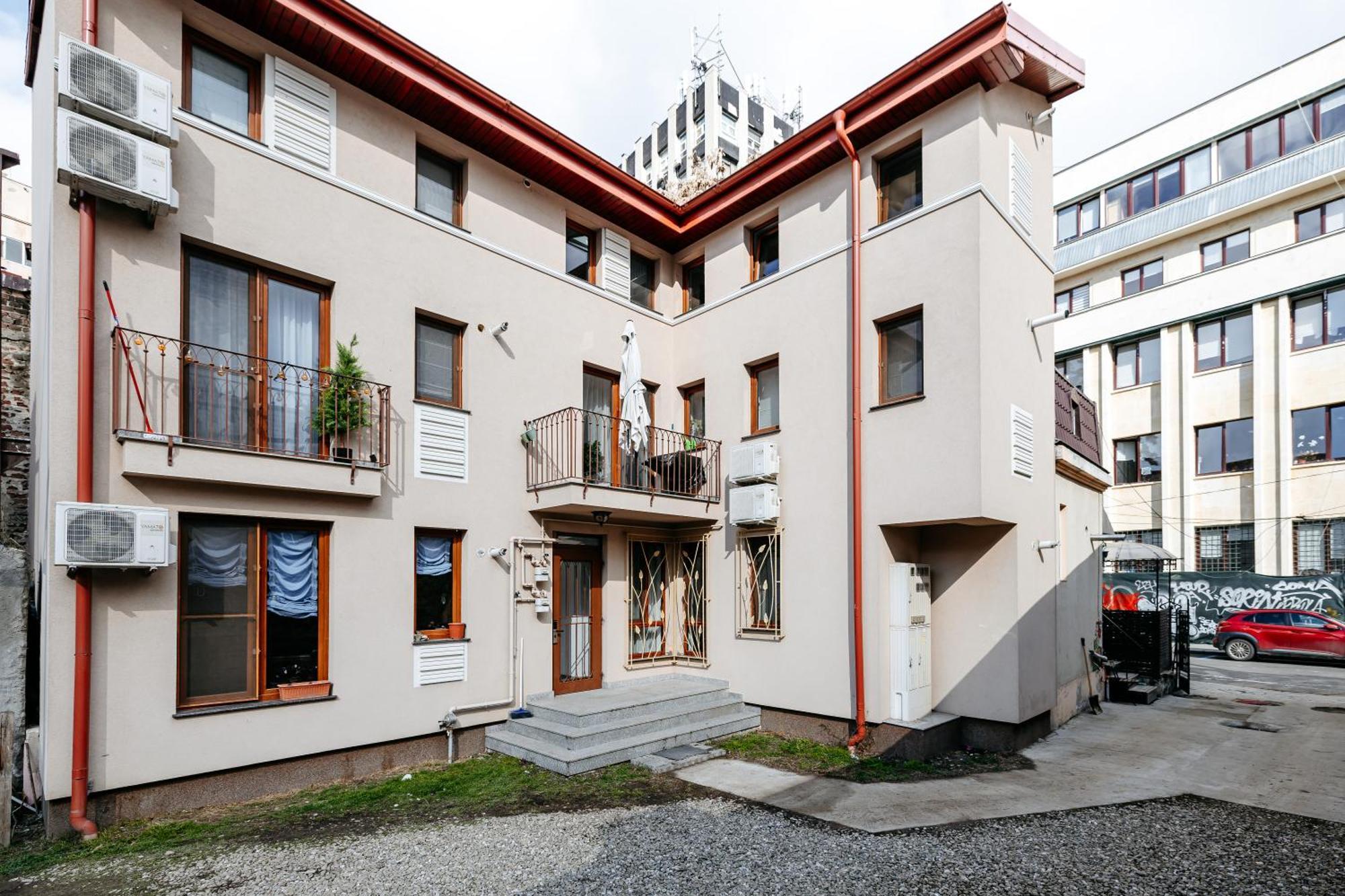 Apartment Piata Romana - Mendeleev 33