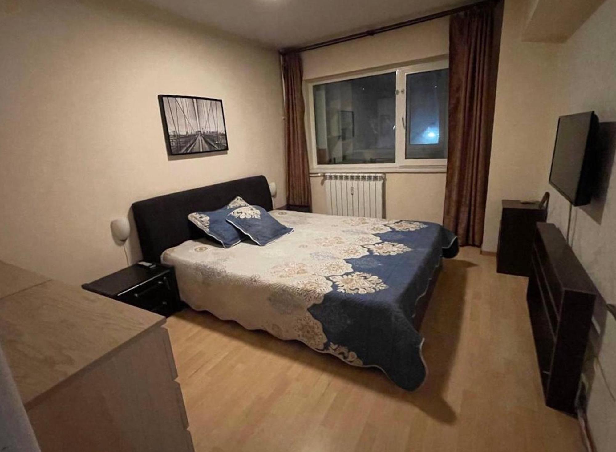 Zealot Bucureşti