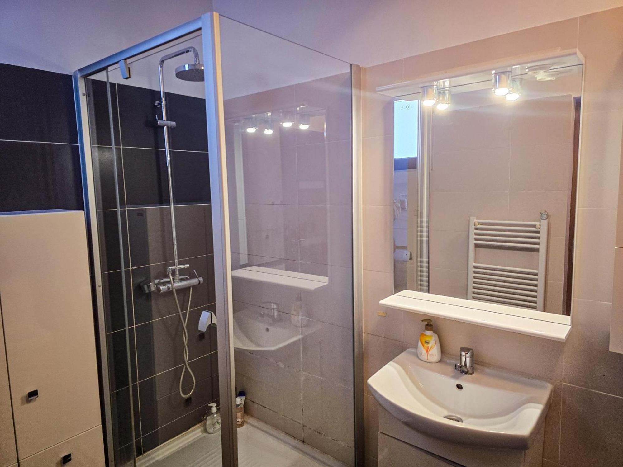 Apartment Cozy Two Downtown By Chr Luxury Propery Bucharest