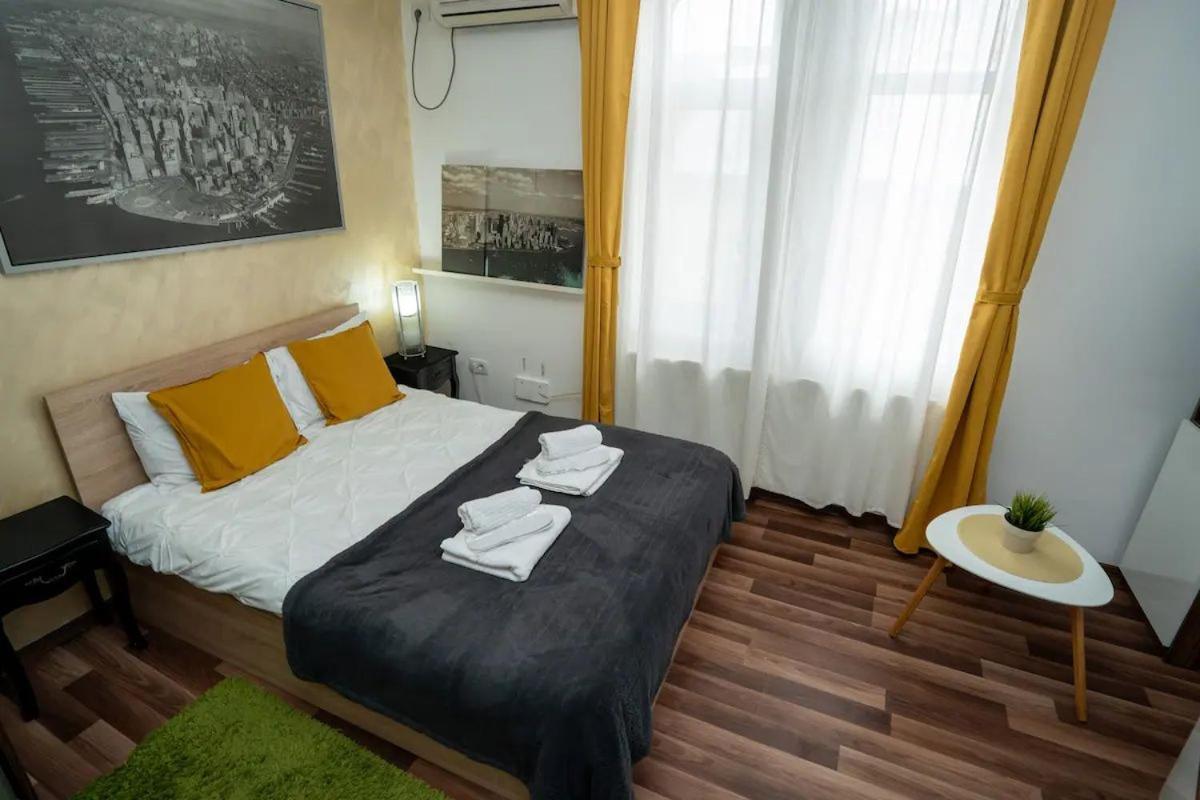 Cozy In Downtown Bucharest