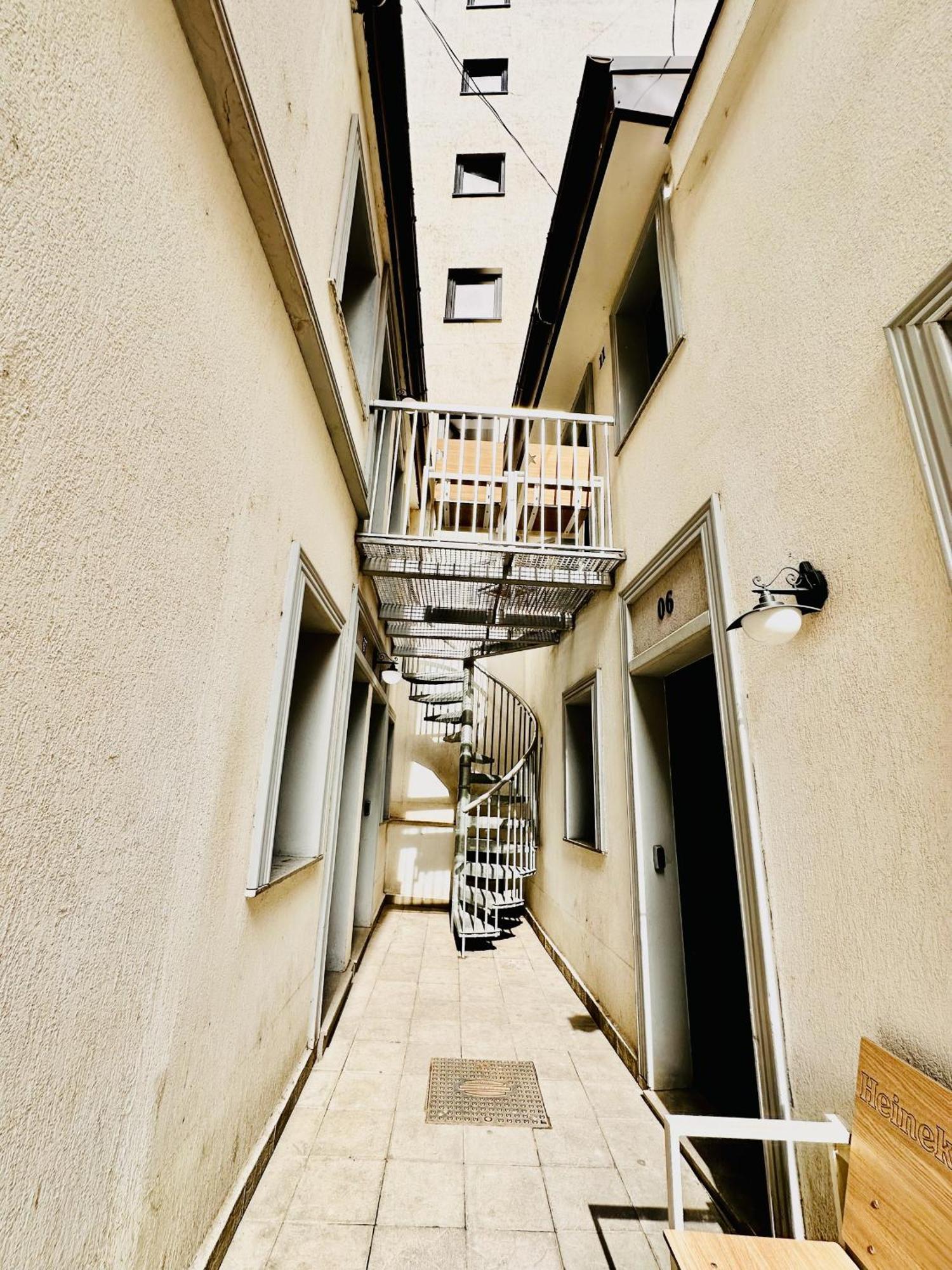 Apartment Continental Little In Old Town Bucharest