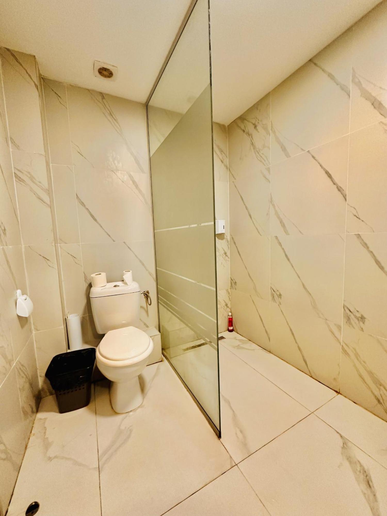 Apartment With Two Bed Bucharest