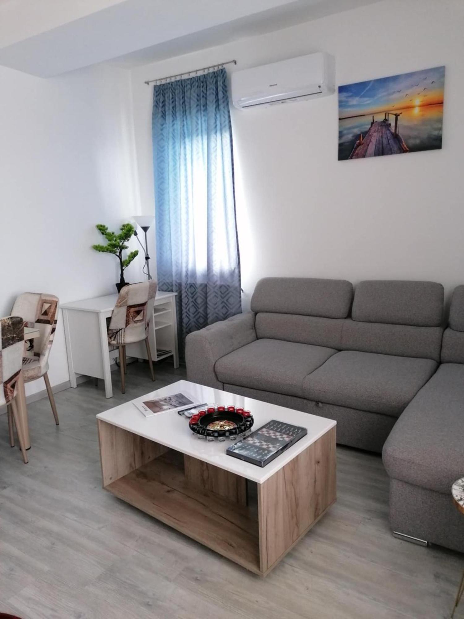 Apartment Apolonium *