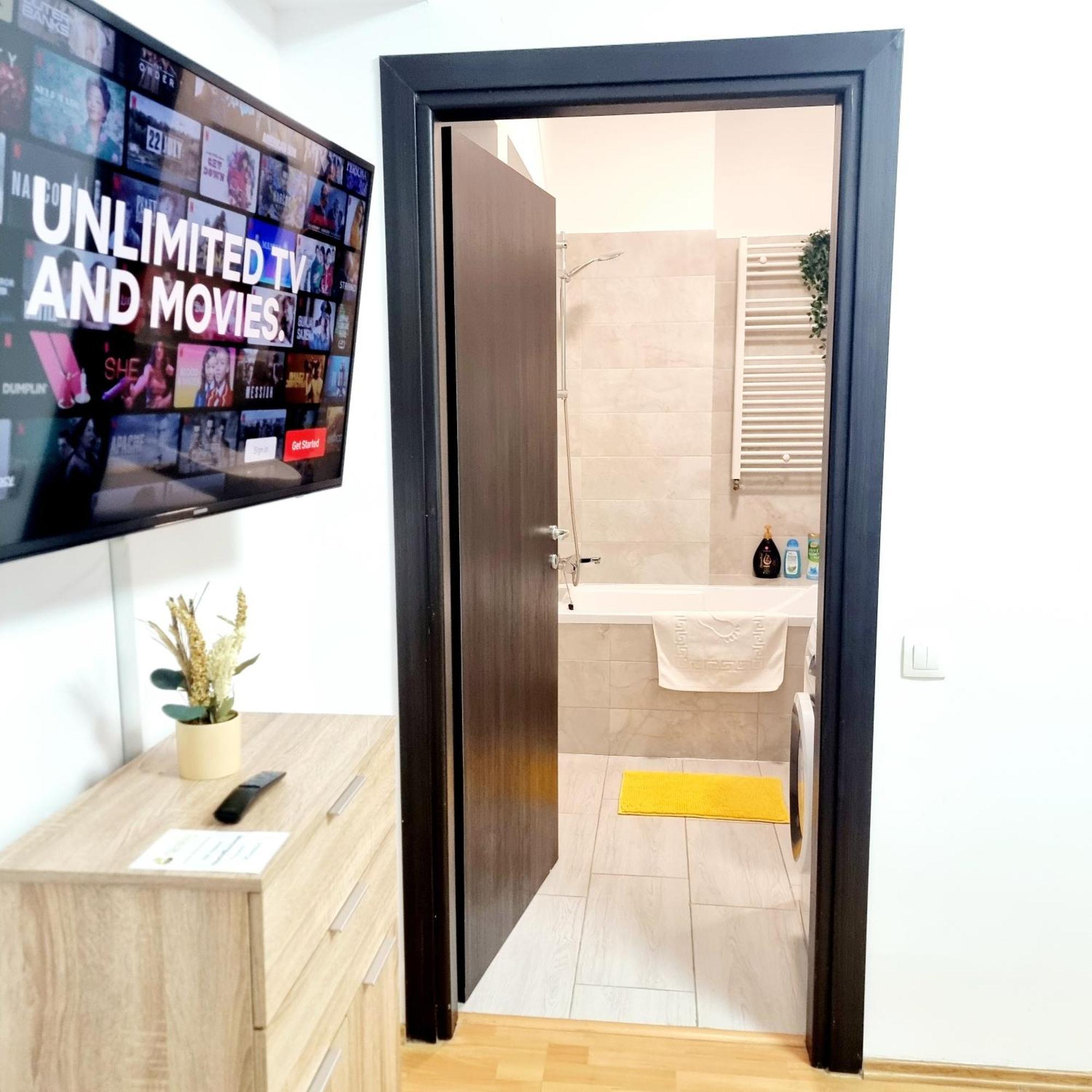 Apartment Ap2 Univibe 1br Cozy & Comfy - Universitate Hob Bucharest
