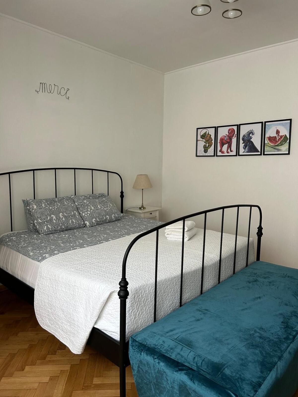 60sq Old Center Flat *