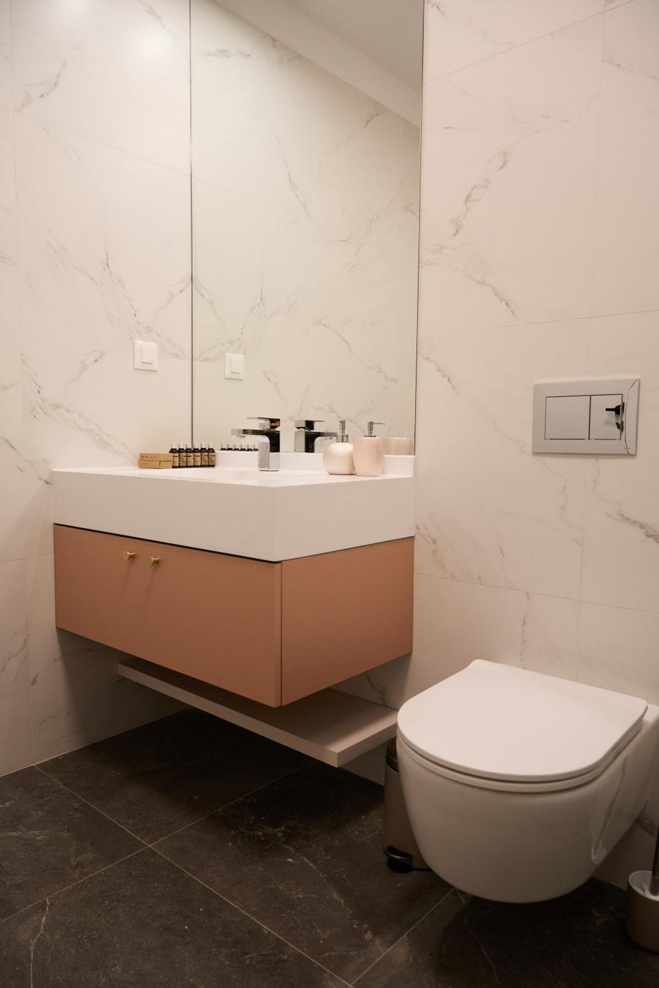 Miss Pink I Cu Un Dormitor I One Cotroceni Park Apartment