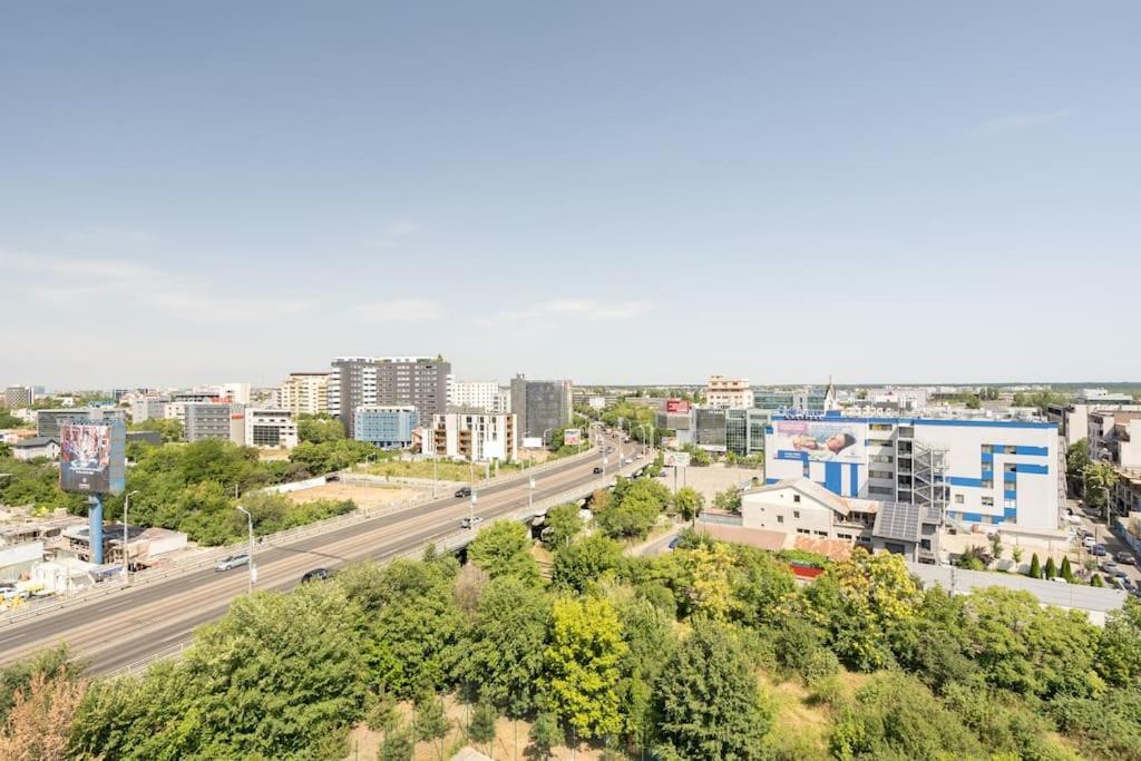 Apartment Blue Lagoon- 1 Bedroom Amazing Balcony Bucharest