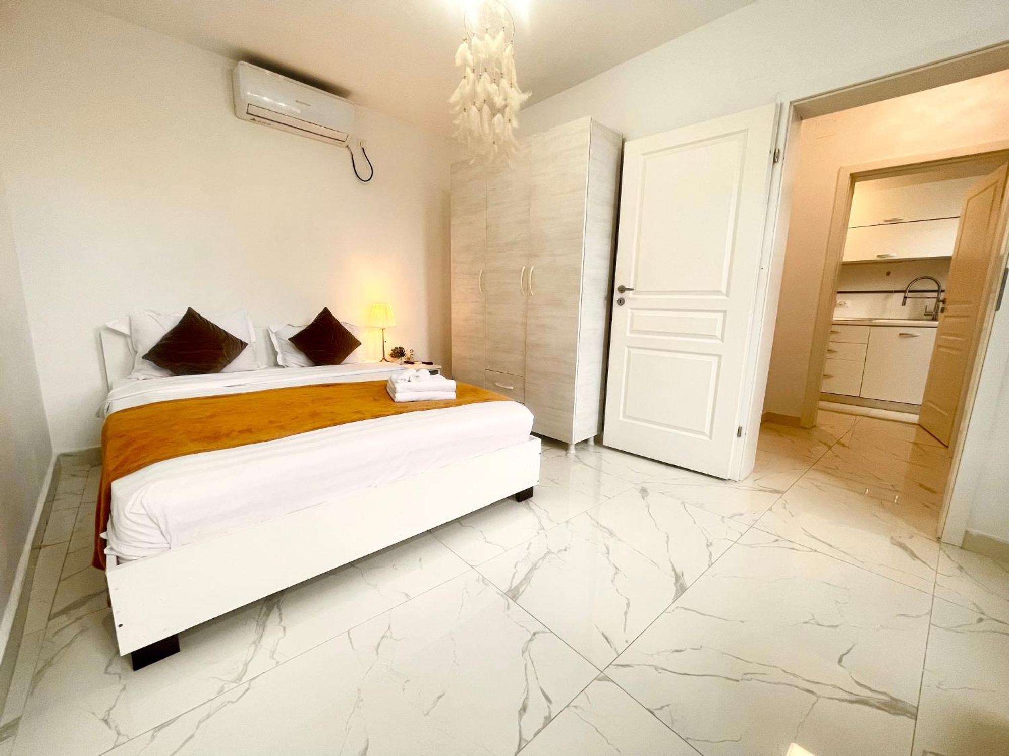 Apartment Unirii 10 *