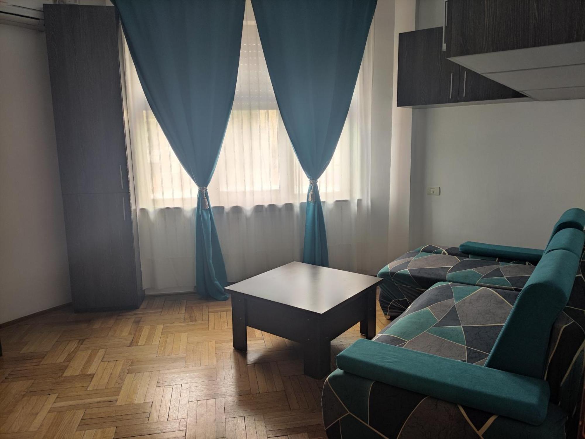Christie's Apartament Bucureşti