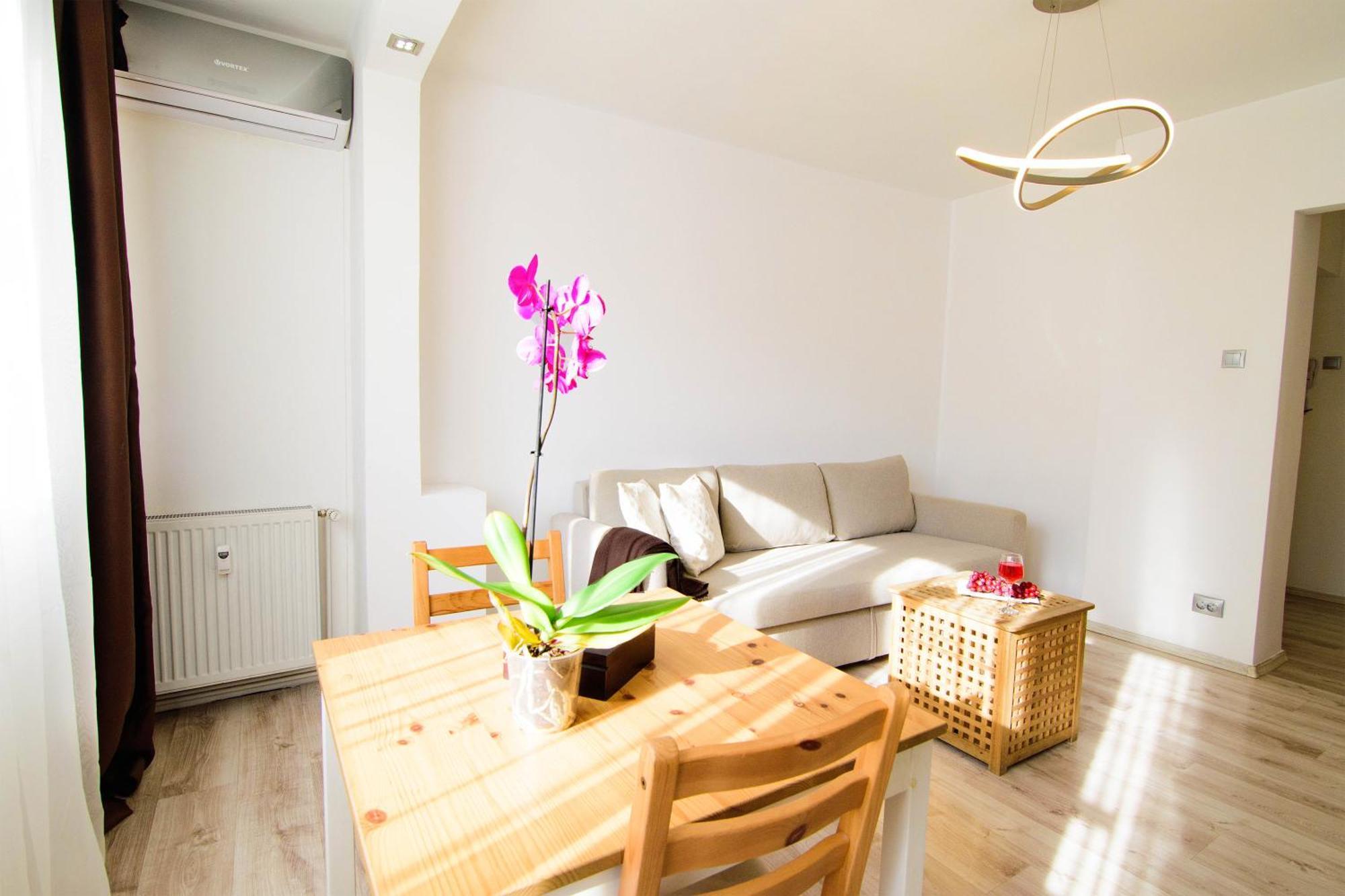 Apartment Center By Alia