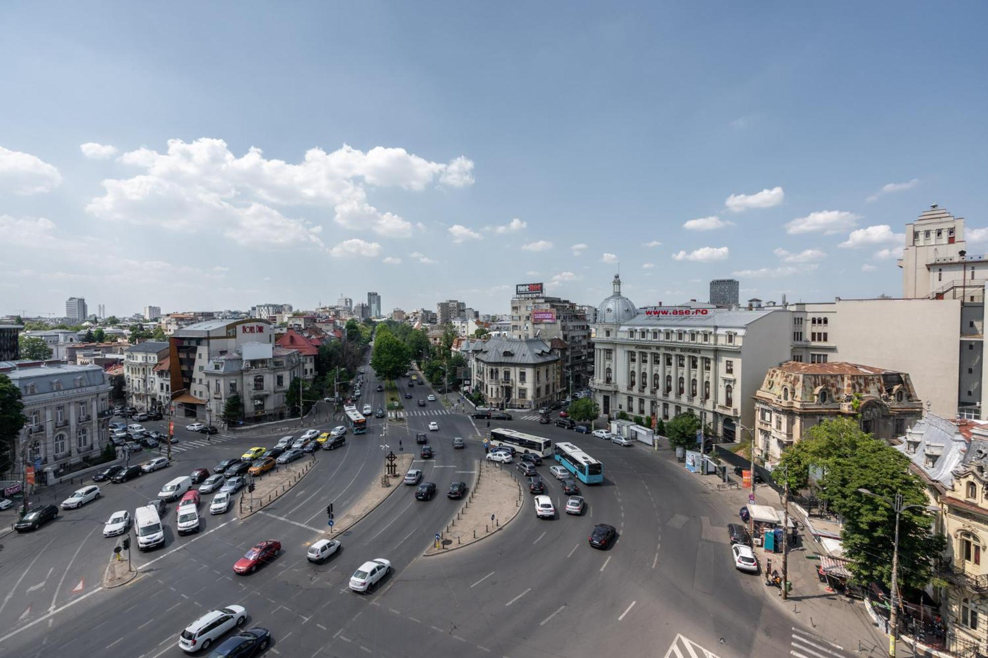 Romana 2 Bedroom Apartment *