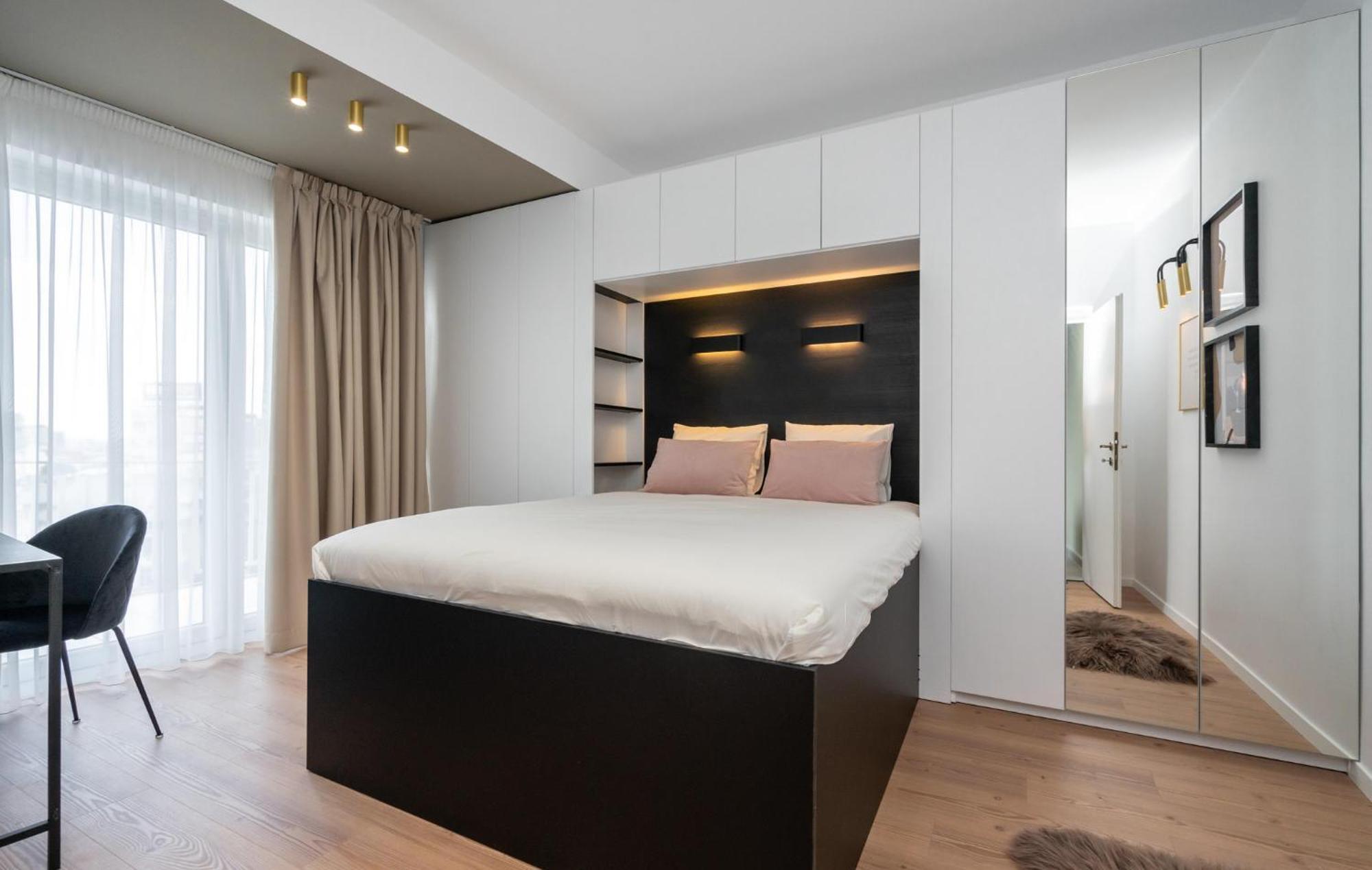 Romana 2 Bedroom Apartment Bucharest
