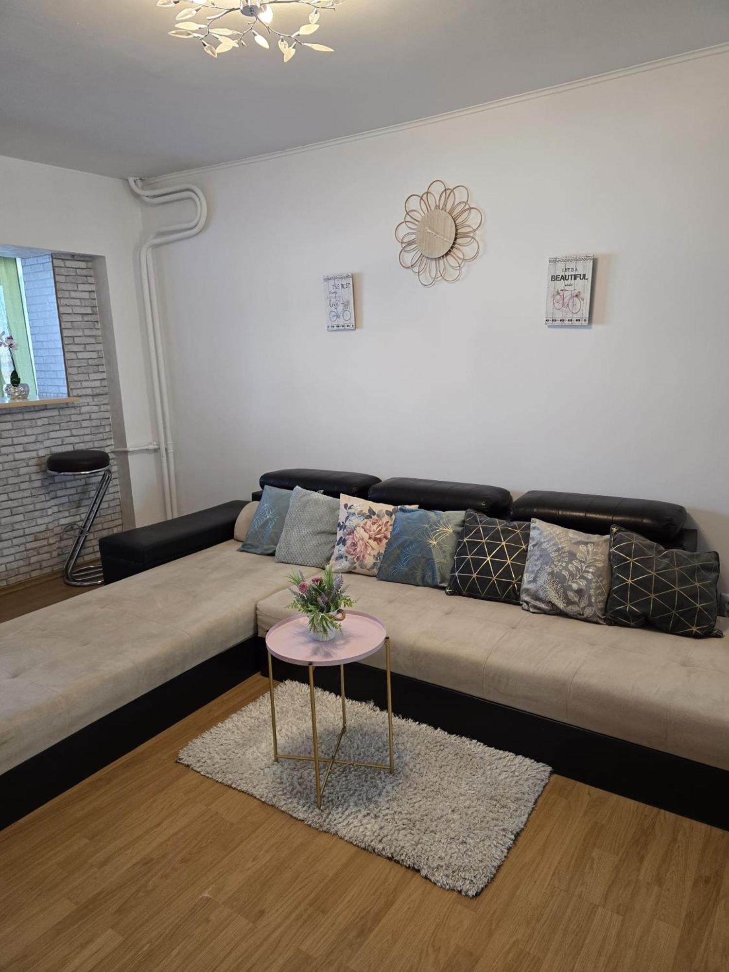 Apartment Ultracentral 3 *