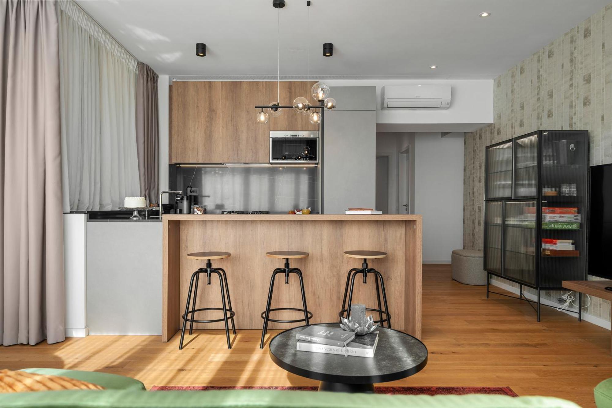 Mido With Parking And Self Check-in Apartment *