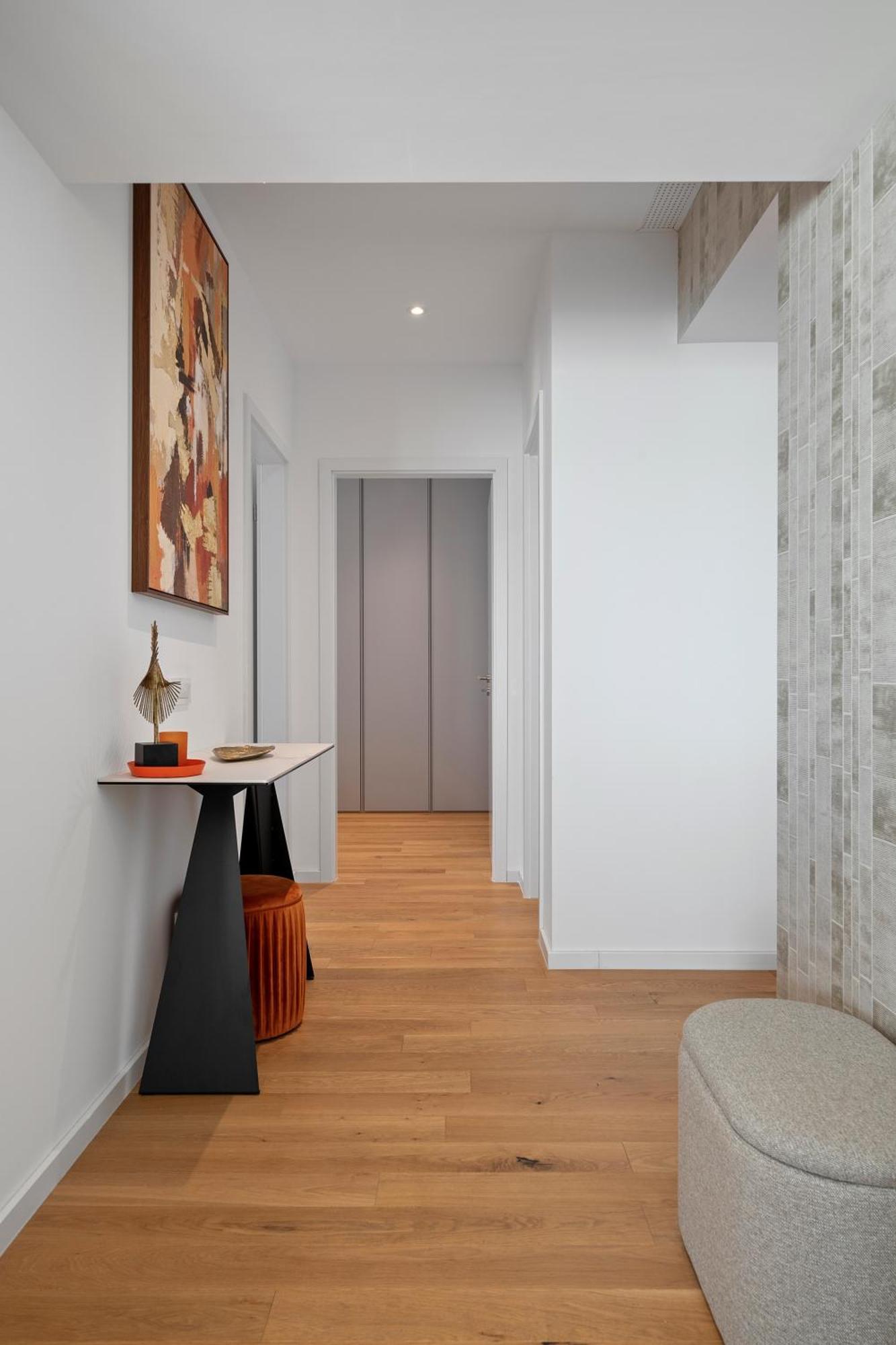 Mido With Parking And Self Check-in Apartment Bucharest