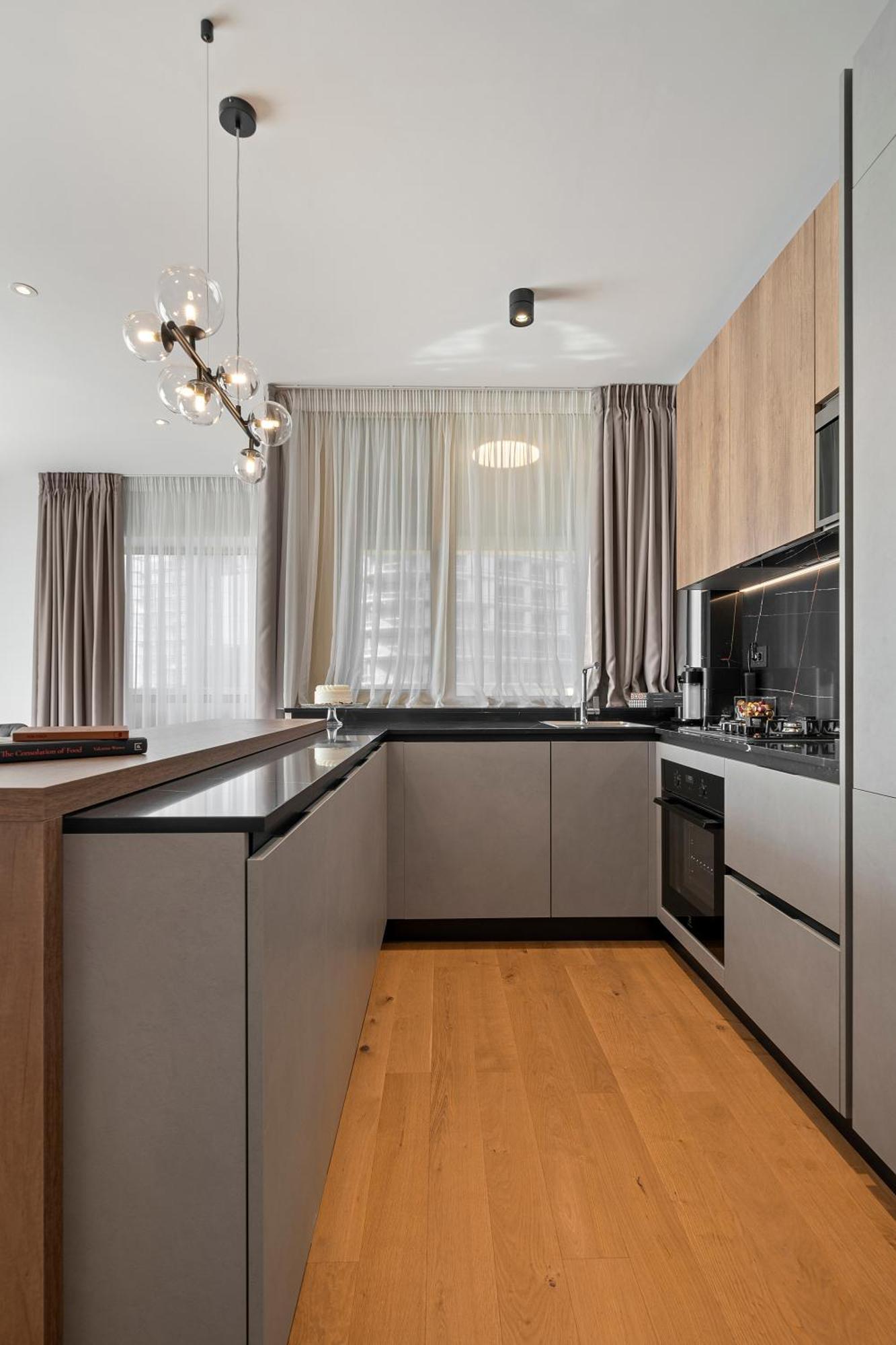 Mido With Parking And Self Check-in Apartment *