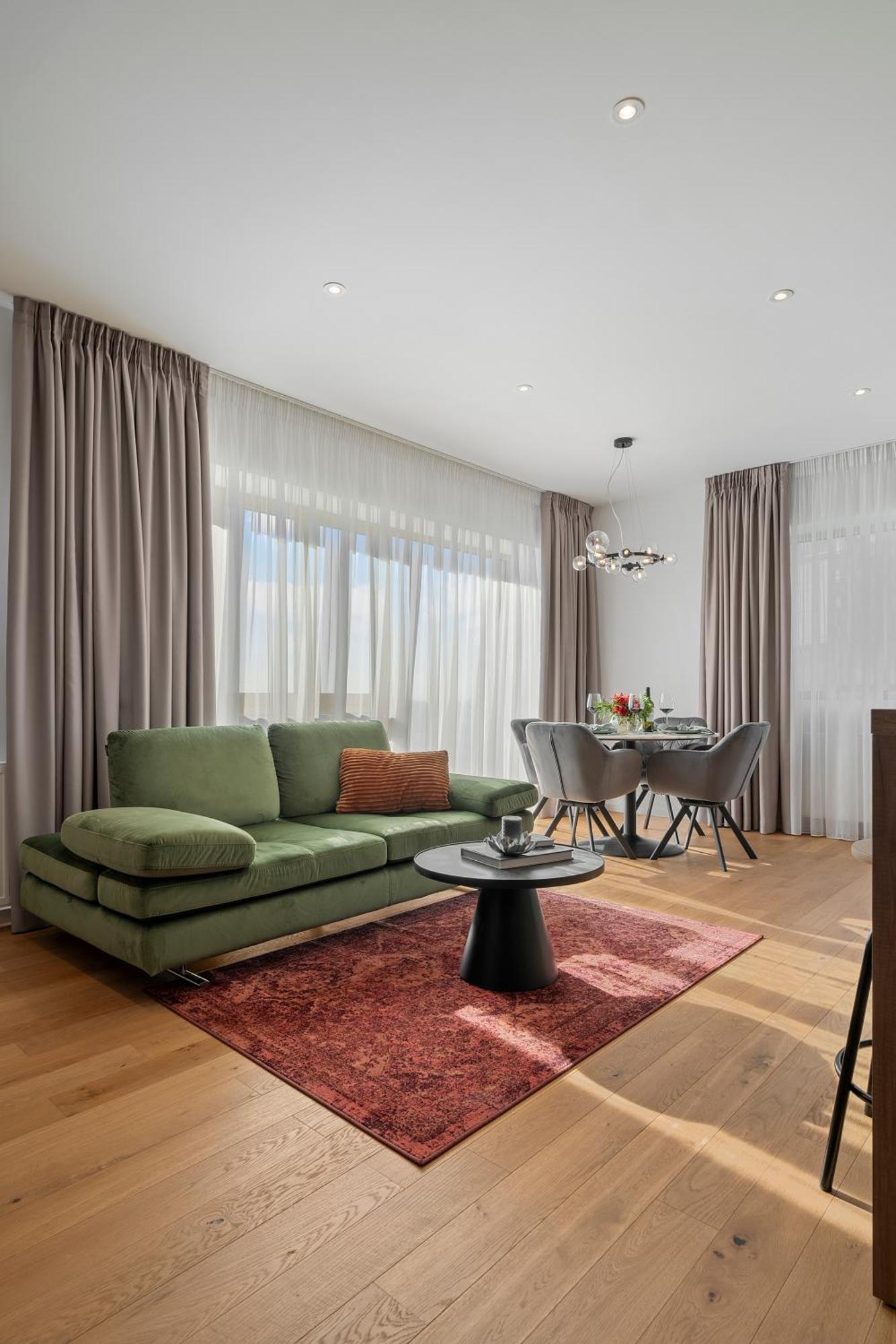 Mido With Parking And Self Check-in * Bucharest