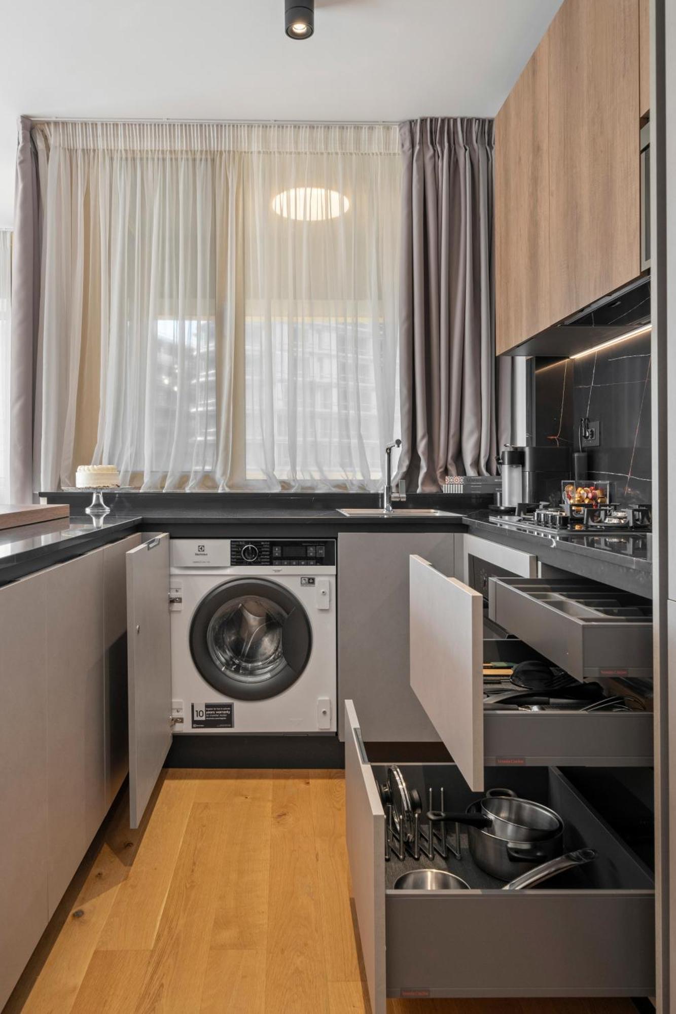 Apartment Mido With Parking And Self Check-in *