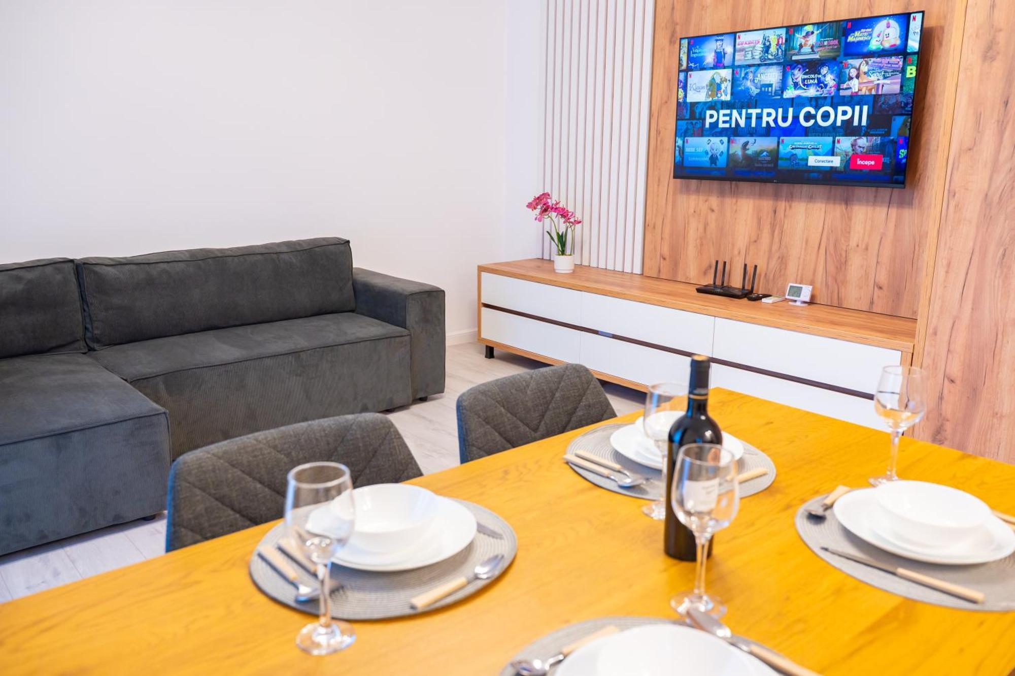Plaza 6 Apartment Bucharest