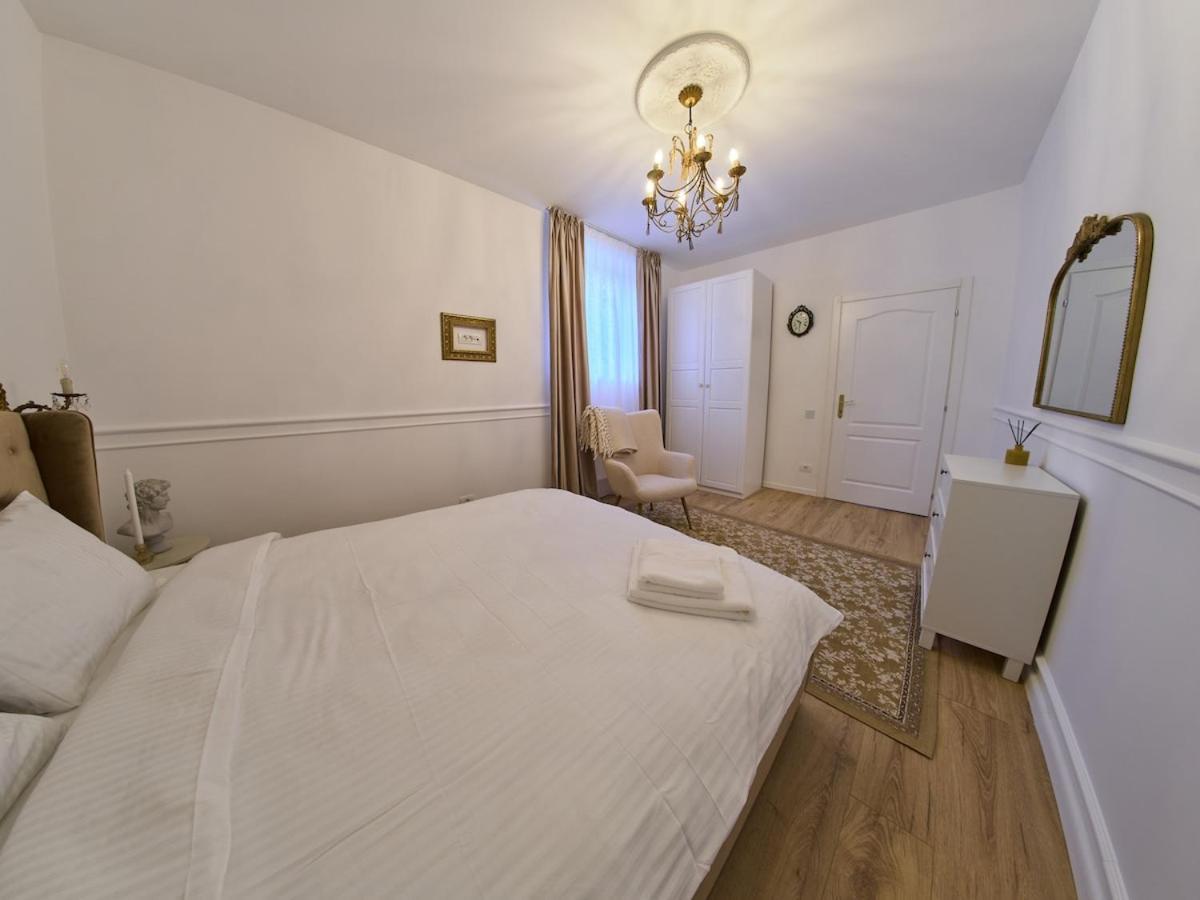 Apartment Glinka By Ioana *