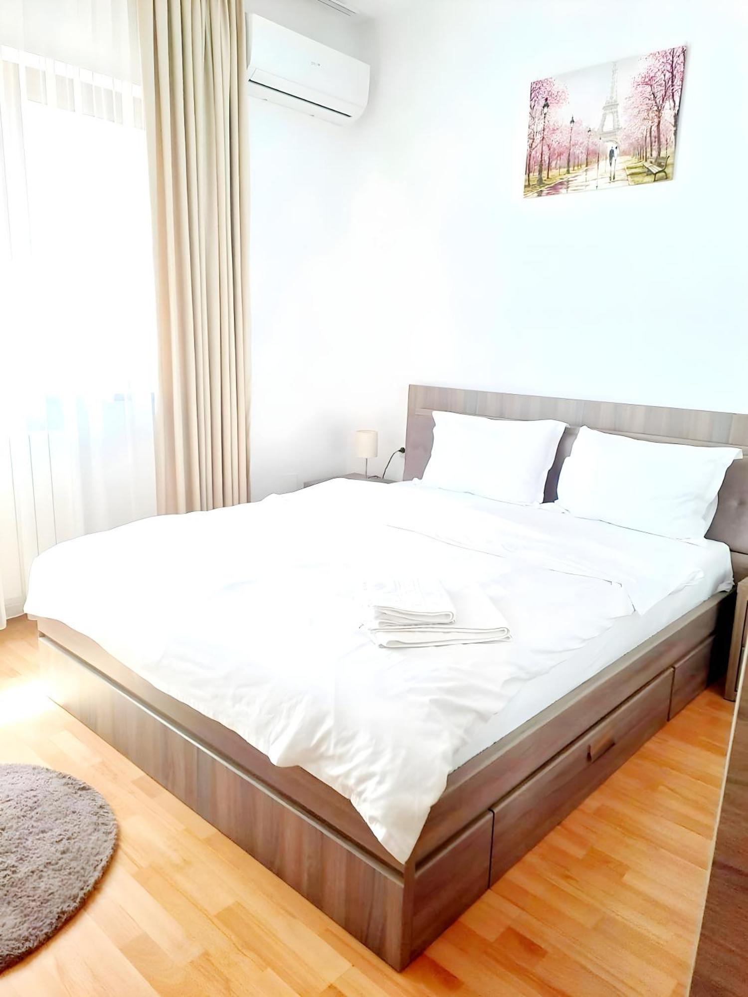 Apartment Ap2 Univibe 1br Cozy & Comfy - Universitate Hob Bucharest