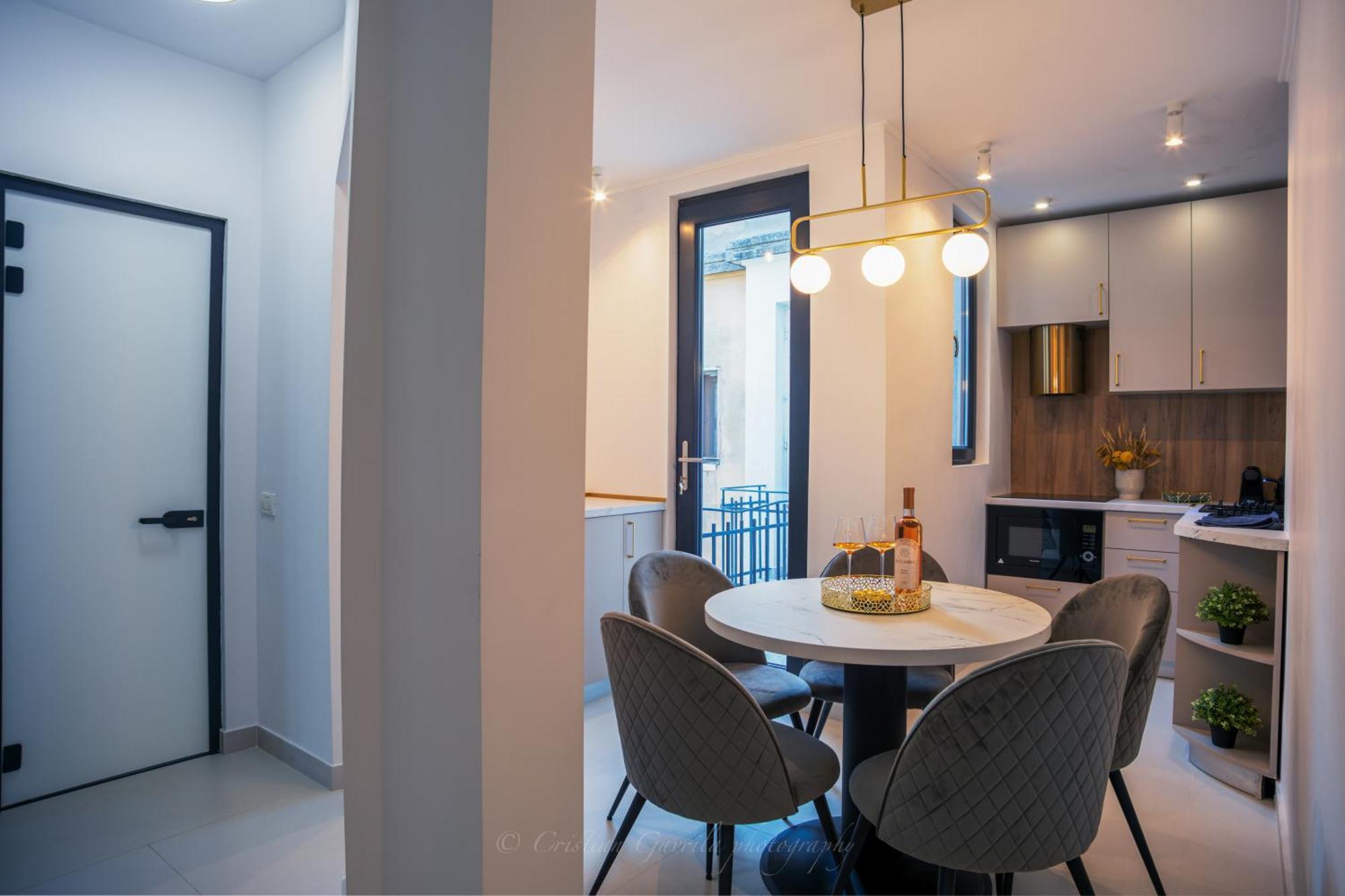 Radisson Luxe - At Victoriei Avenue *