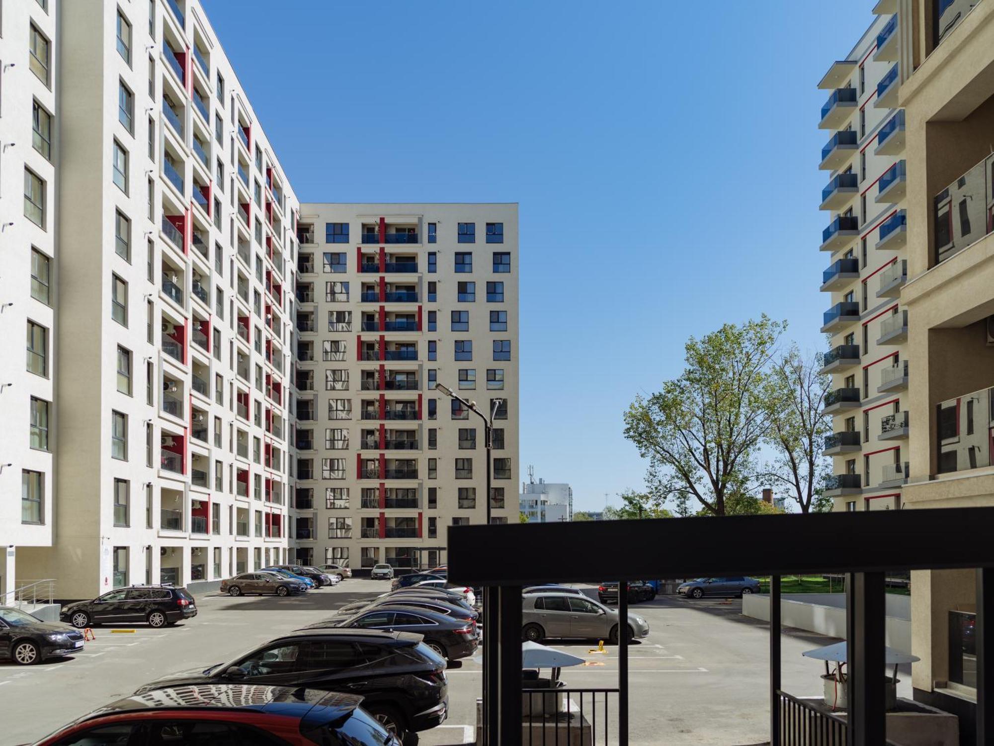 Apartment Yellow Charm Plaza Lujerului Bucharest