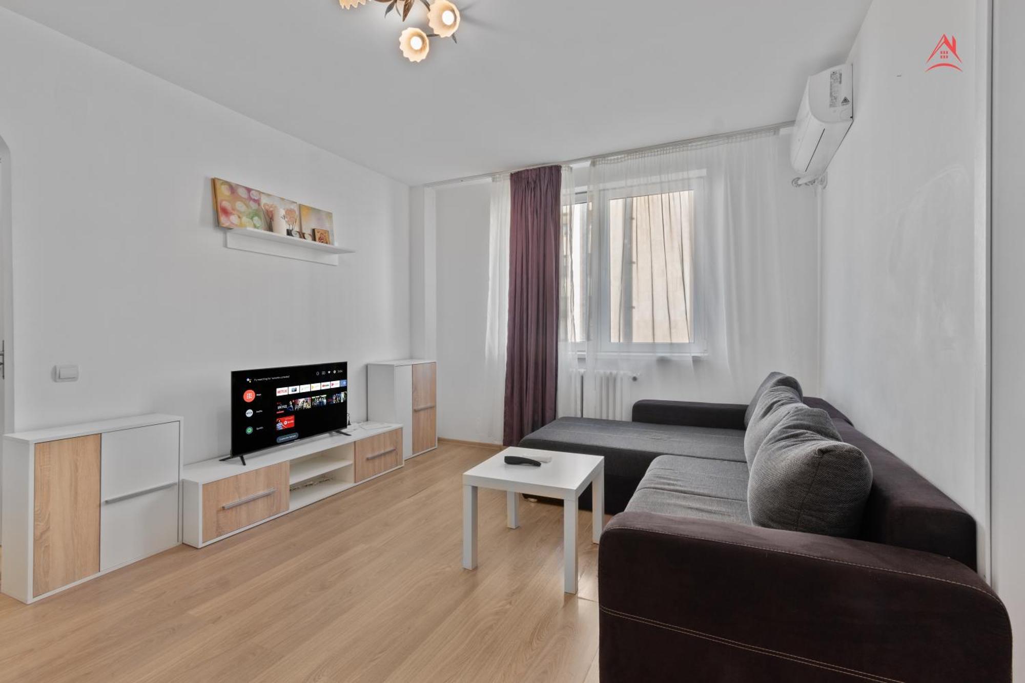 Convenient Gara De Nord Apartment *