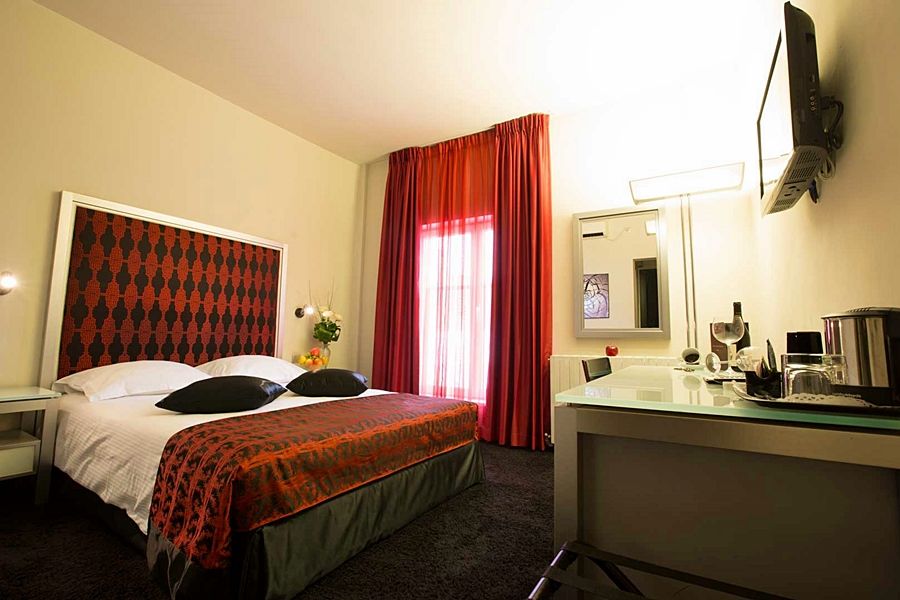 Hotel Hotel, Trademark Collection By Wyndham 4*