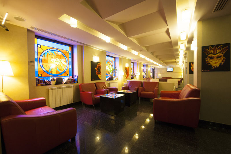 Minerva Hotel Bucureşti