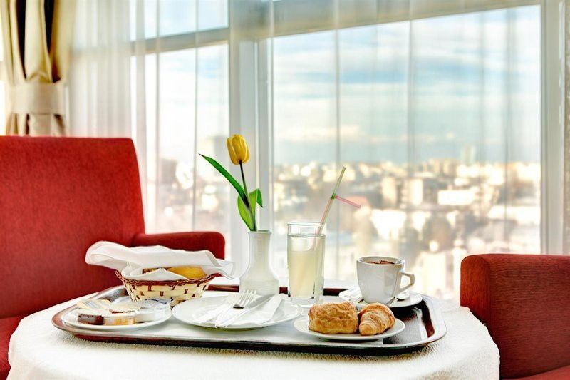 Hotel Leonardo City Center 4*