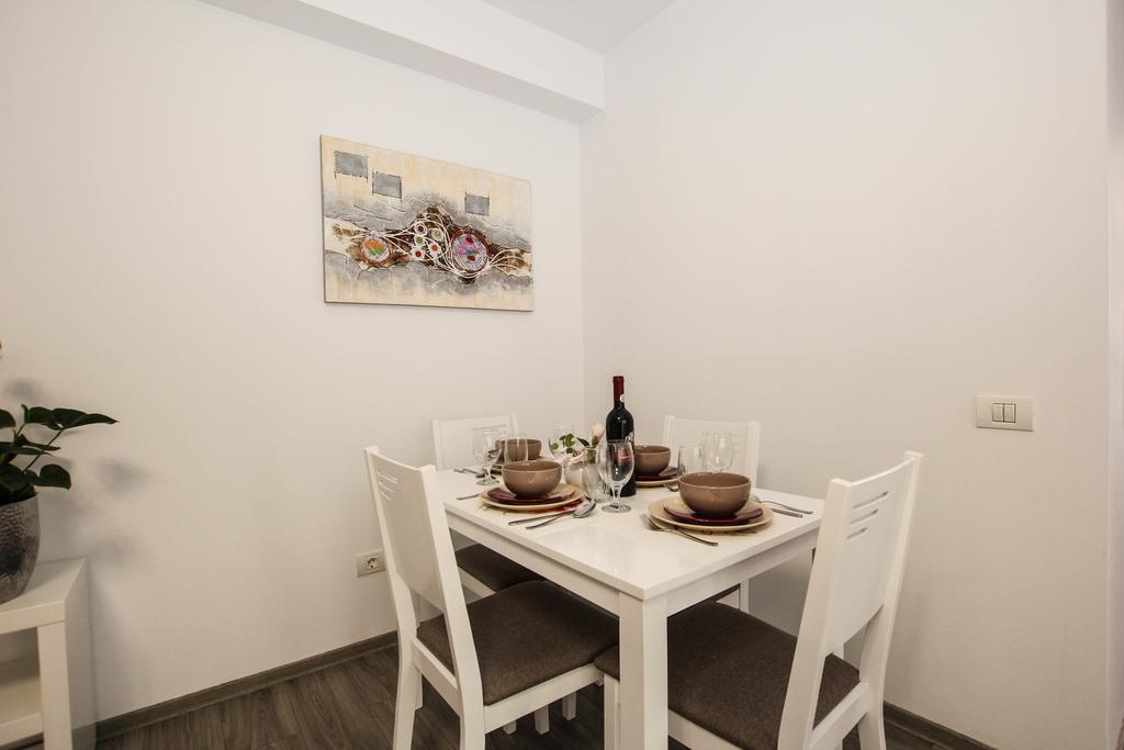 Apartament Agora *