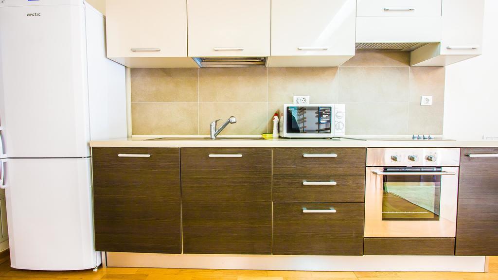 Apartment Luxury Mall Area Bucharest