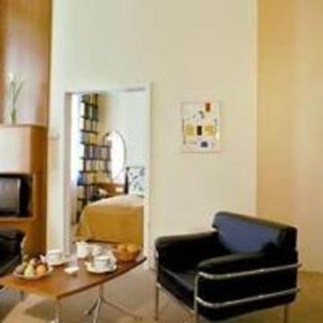 Starlight Hotel 4*