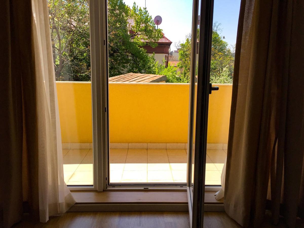 New Stylish Flat Near Old Town *