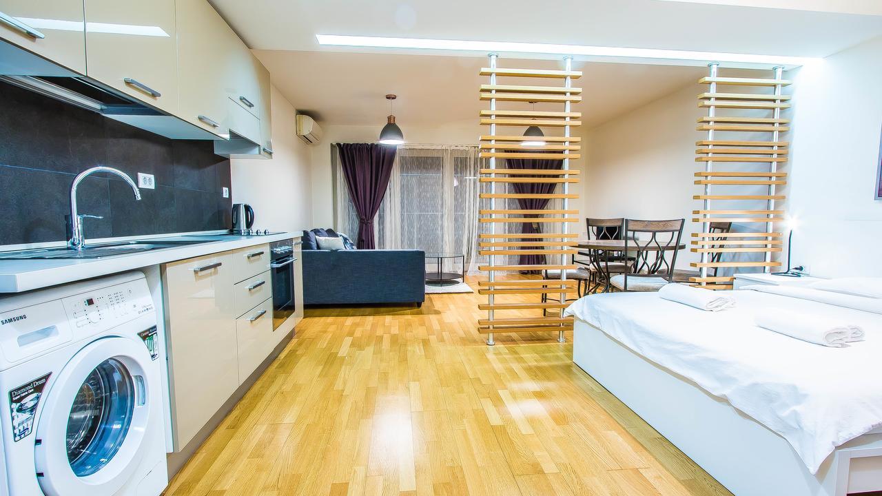 Apartment Luxury Mall Area Bucharest