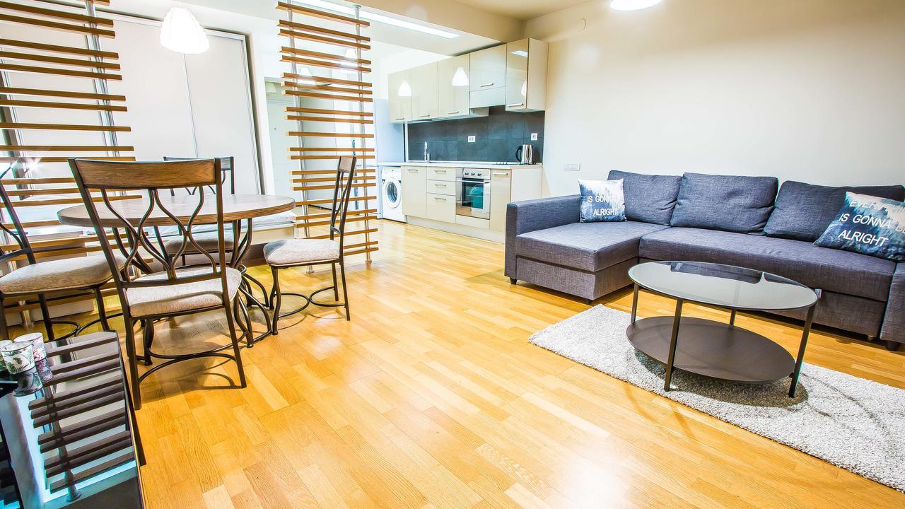 Apartment Luxury Mall Area Bucharest