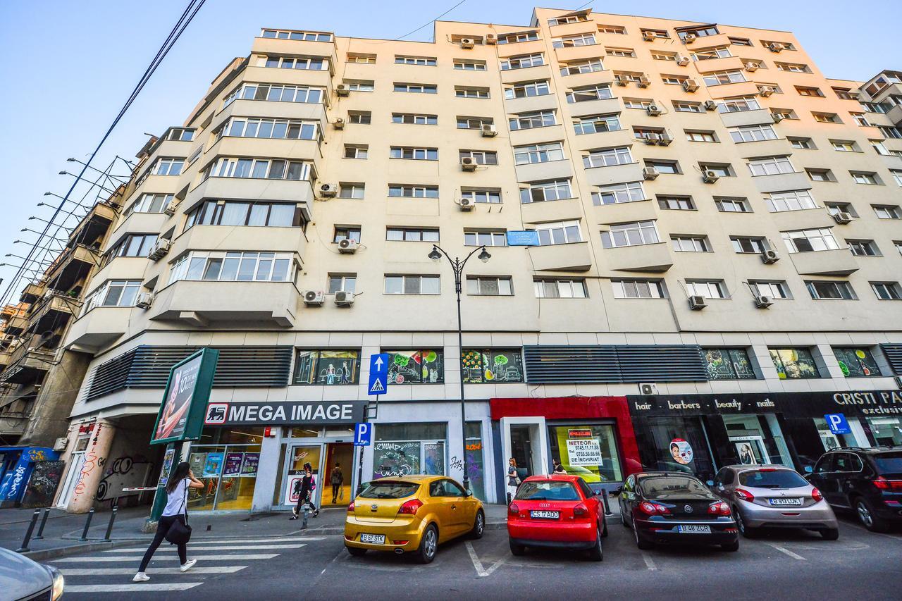 Romana Lahovary Apartment