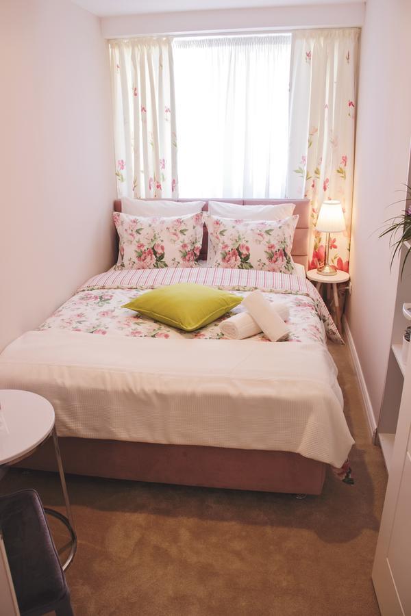 Apartament Victoria *