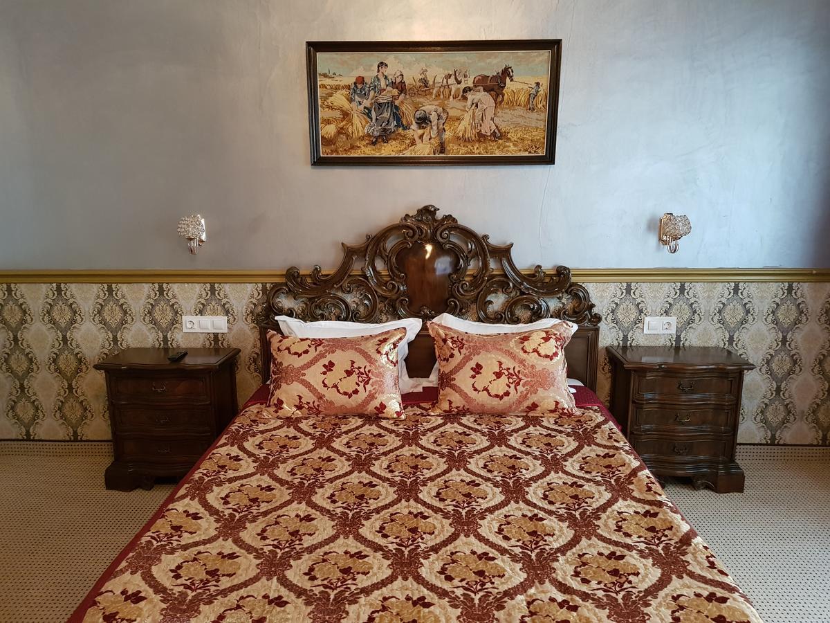 Nf Palace Old Hotel