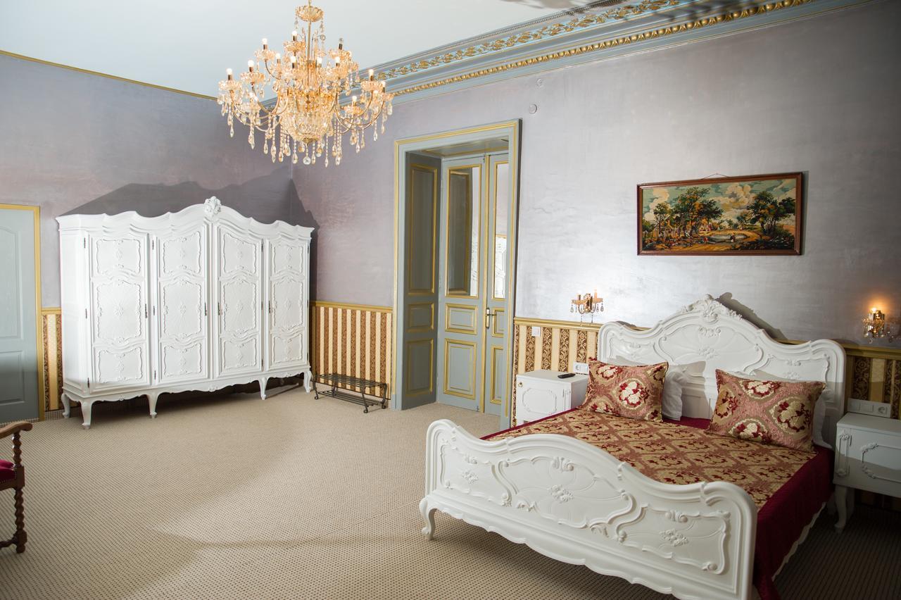 Nf Palace Old Hotel 4*